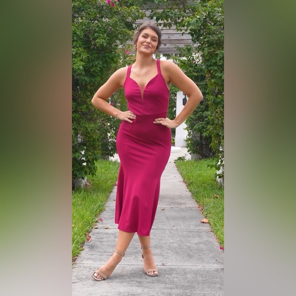 NWT Elegant Sleeveless Dresses Mesh V-Neck with Mesh Panel Maxi Cocktail Dress - Picture 3 of 17